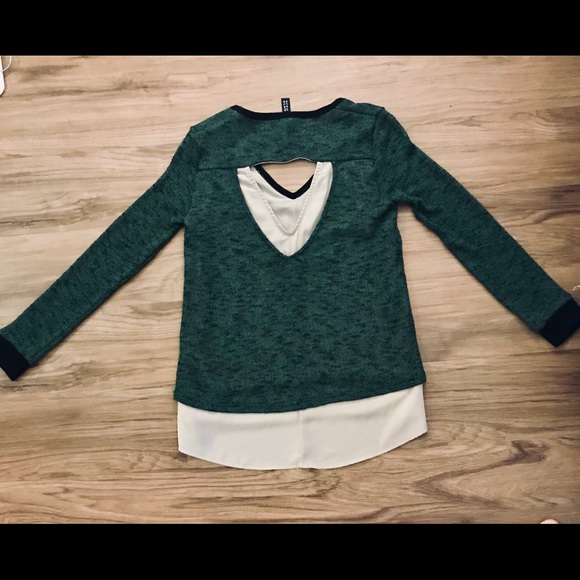 Design Lab sweater - Picture 2 of 2